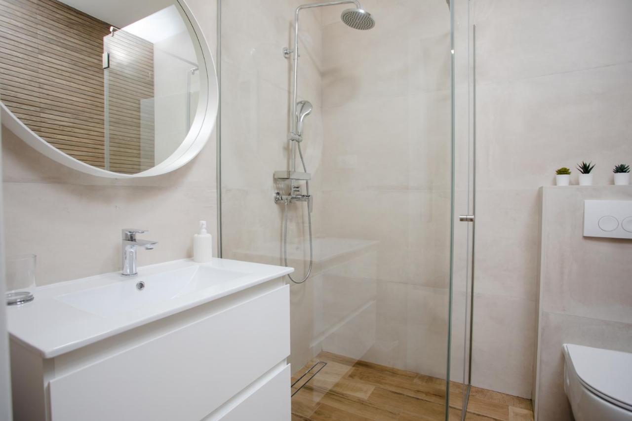 Apartment Eni Дубровник Екстериор снимка